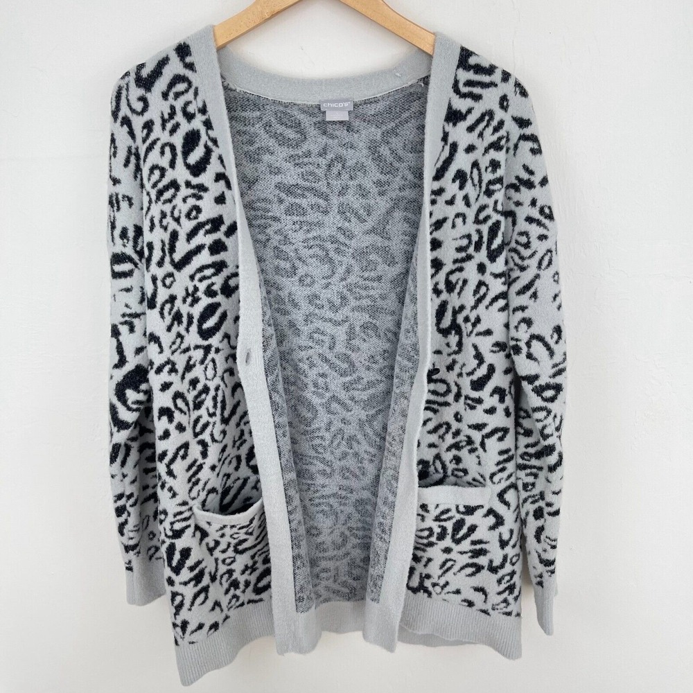 Chico's Leopard Print Long Cardigan 1/M Gray Pockets Cozy Boho Neutral Layering - Picture 4 of 15